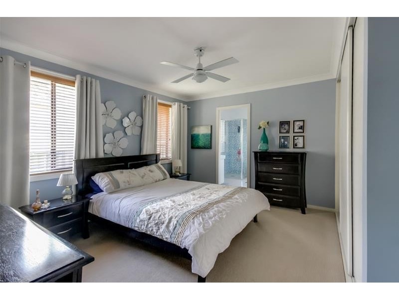 41 Catherine Street, Mannering Park NSW 2259