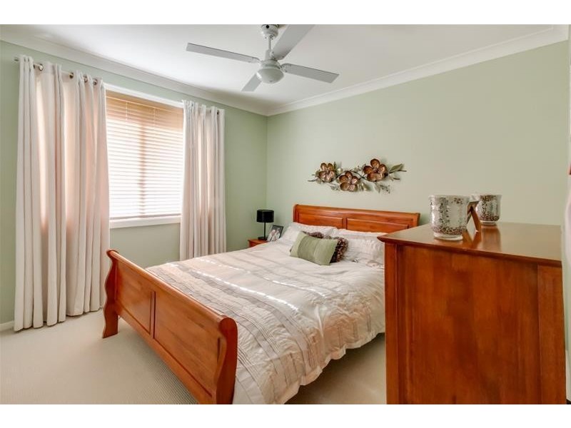 41 Catherine Street, Mannering Park NSW 2259