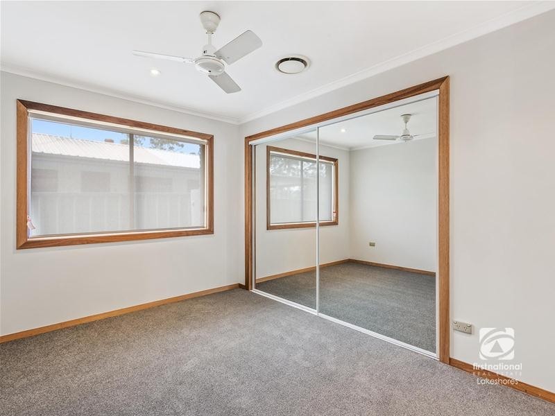 5 Harwood Close, Mannering Park NSW 2259