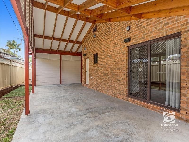 5 Harwood Close, Mannering Park NSW 2259