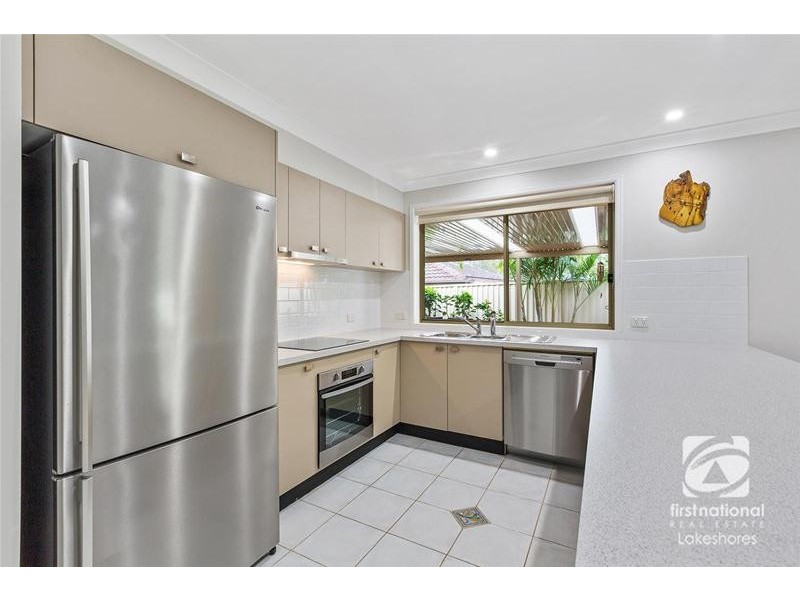 71 Yeramba Road, Summerland Point NSW 2259