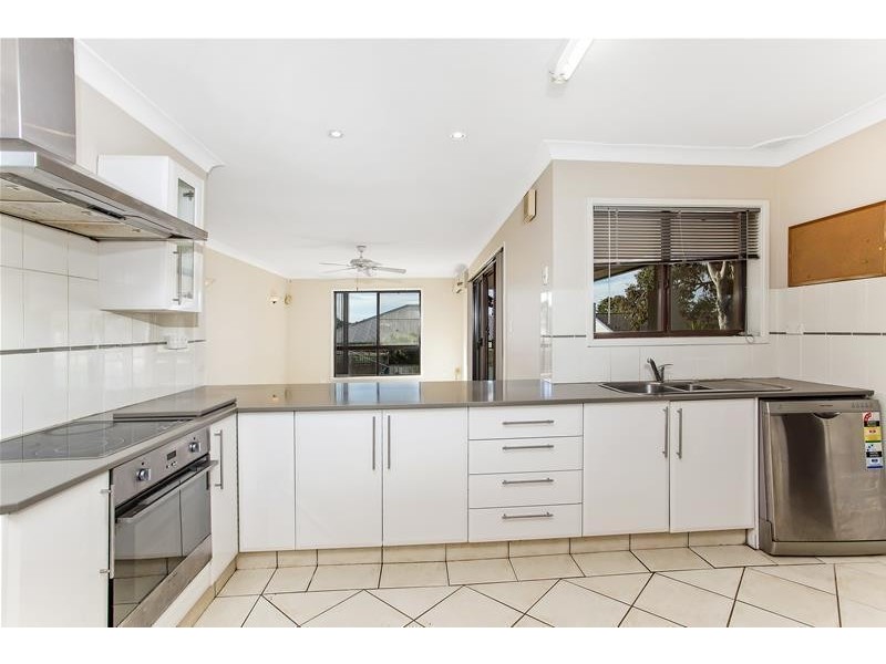 35 Bay Street, Wyee Point NSW 2259