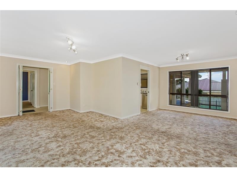 35 Bay Street, Wyee Point NSW 2259