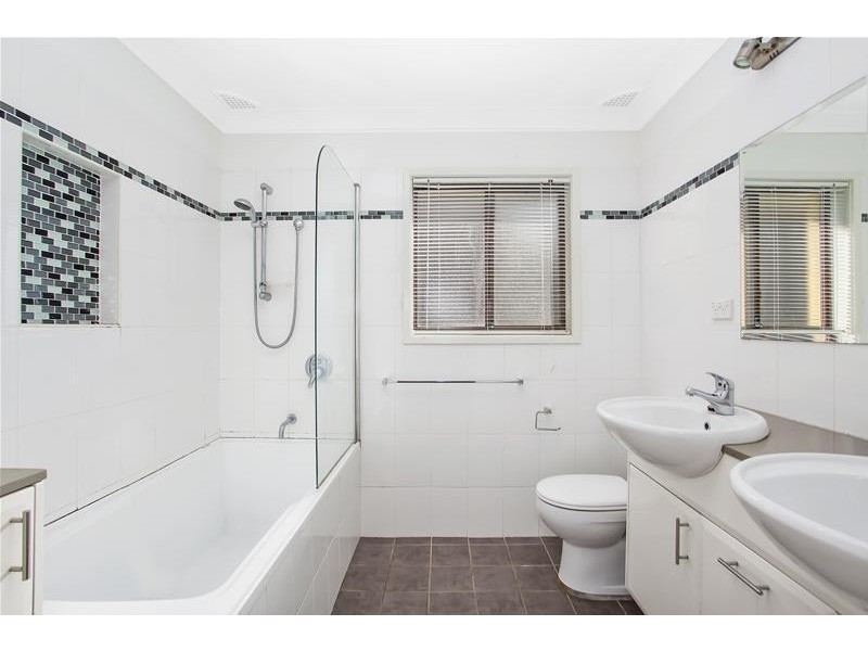 35 Bay Street, Wyee Point NSW 2259