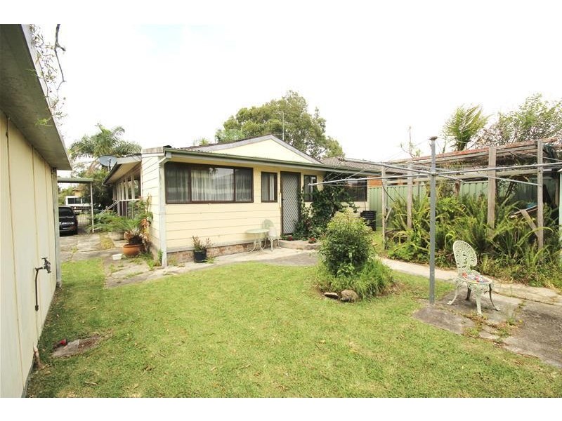 40 Second Avenue, Toukley NSW 2263