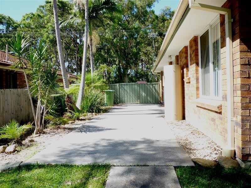 68 Griffith Street, Mannering Park NSW 2259