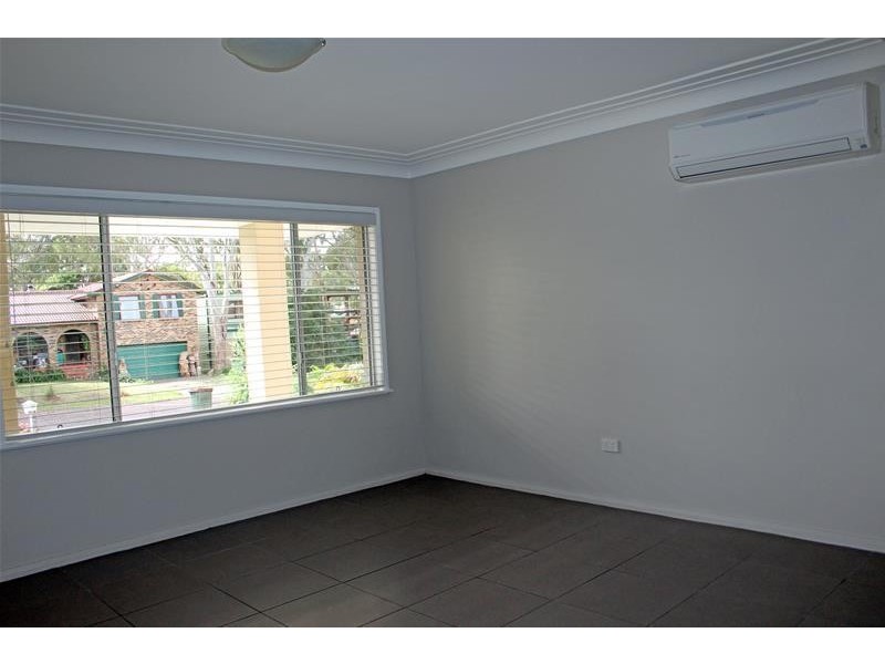 68 Gymea Crescent, Mannering Park NSW 2259