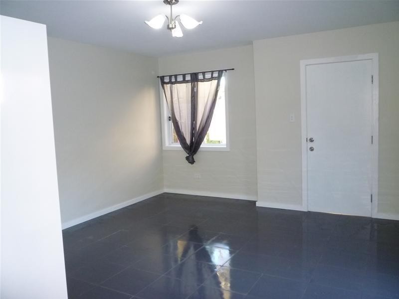 3/115 Vales  Road, Mannering Park NSW 2259