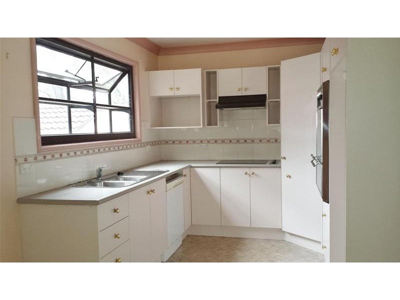 5 Kullaroo Road, Summerland Point NSW 2259