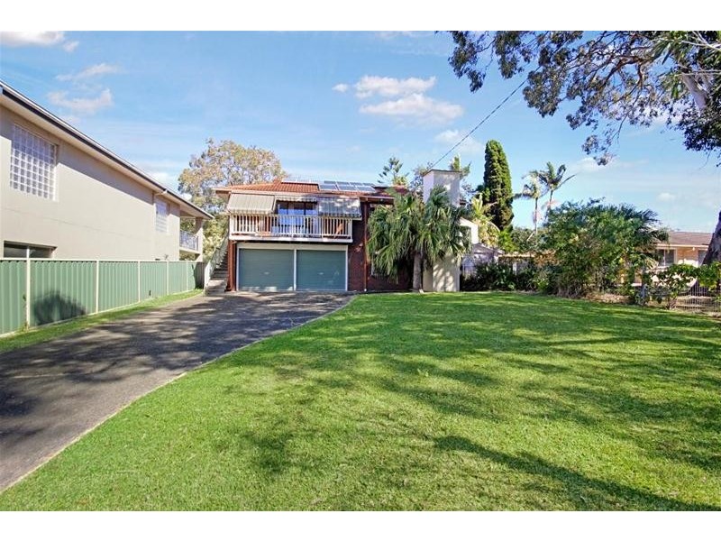 1 Bambury Avenue, Summerland Point NSW 2259