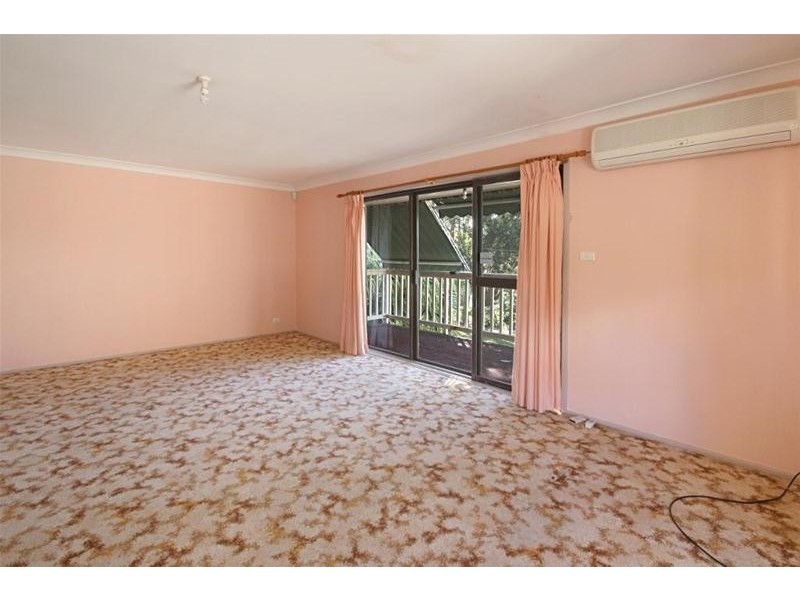 1 Bambury Avenue, Summerland Point NSW 2259