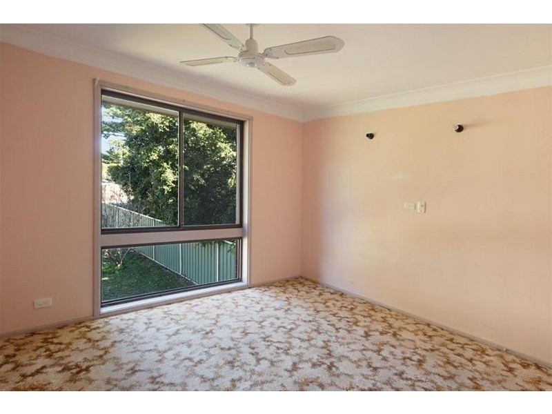 1 Bambury Avenue, Summerland Point NSW 2259