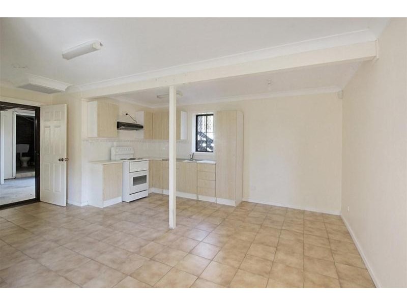 1 Bambury Avenue, Summerland Point NSW 2259