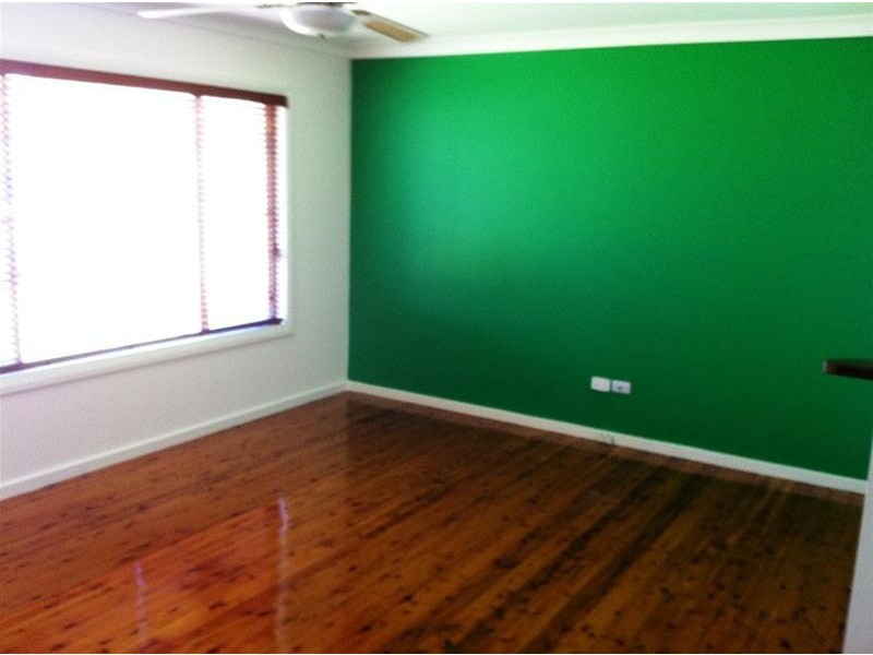 35 Third Avenue, Toukley NSW 2263