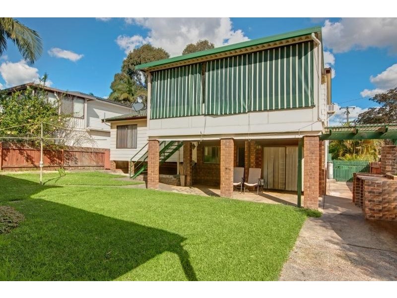 14 Waverley Road, Mannering Park NSW 2259