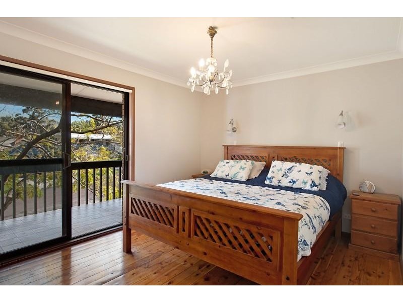 12 Gymea Crescent, Mannering Park NSW 2259