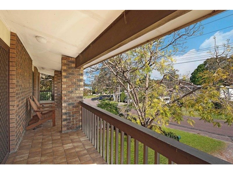 12 Gymea Crescent, Mannering Park NSW 2259