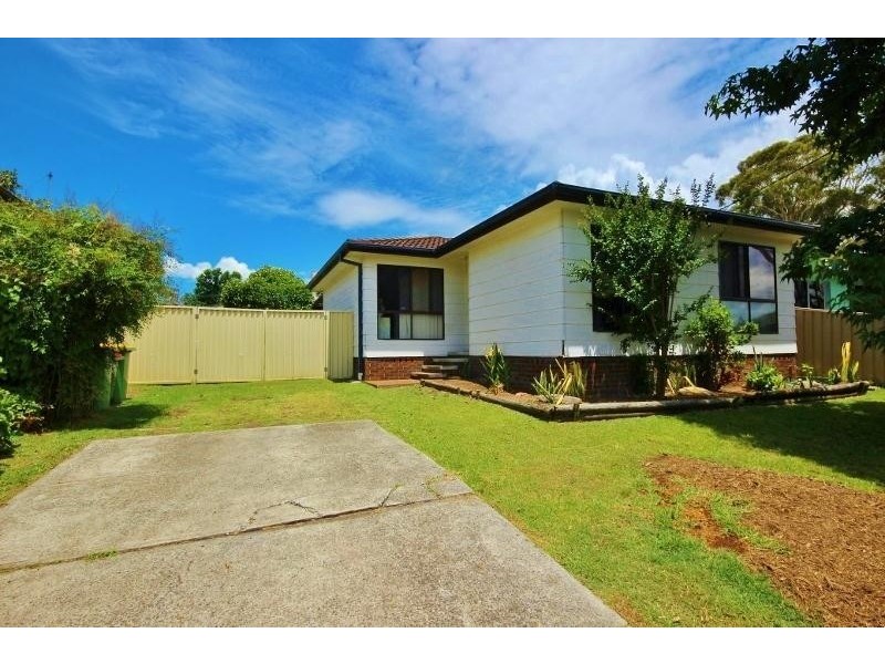 57 Spencer Road, Mannering Park NSW 2259
