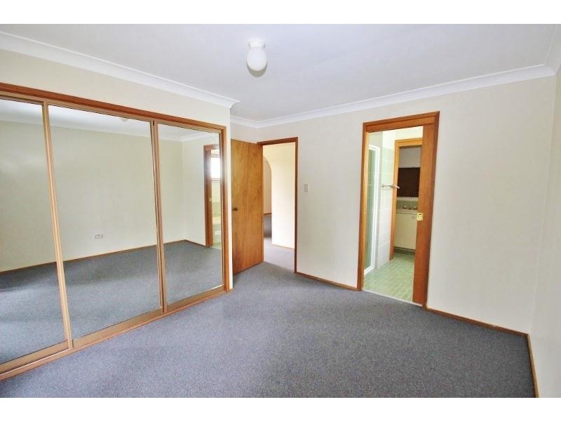 57 Spencer Road, Mannering Park NSW 2259