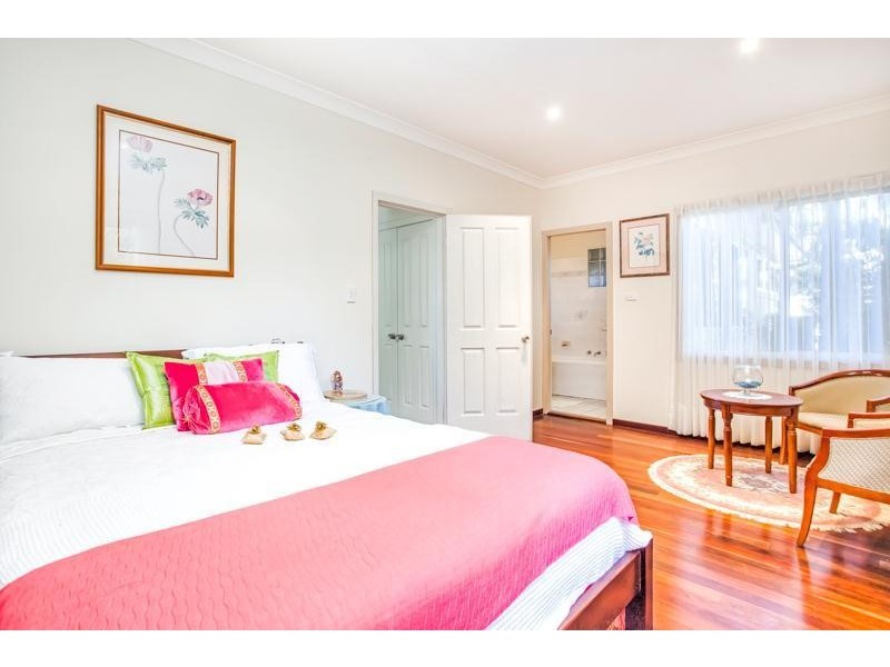 29 Waverley Road, Mannering Park NSW 2259