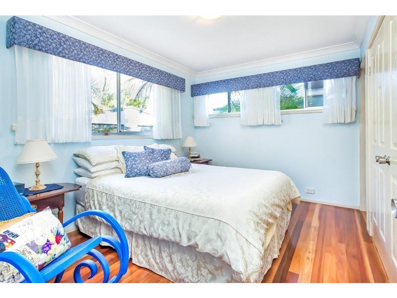 29 Waverley Road, Mannering Park NSW 2259