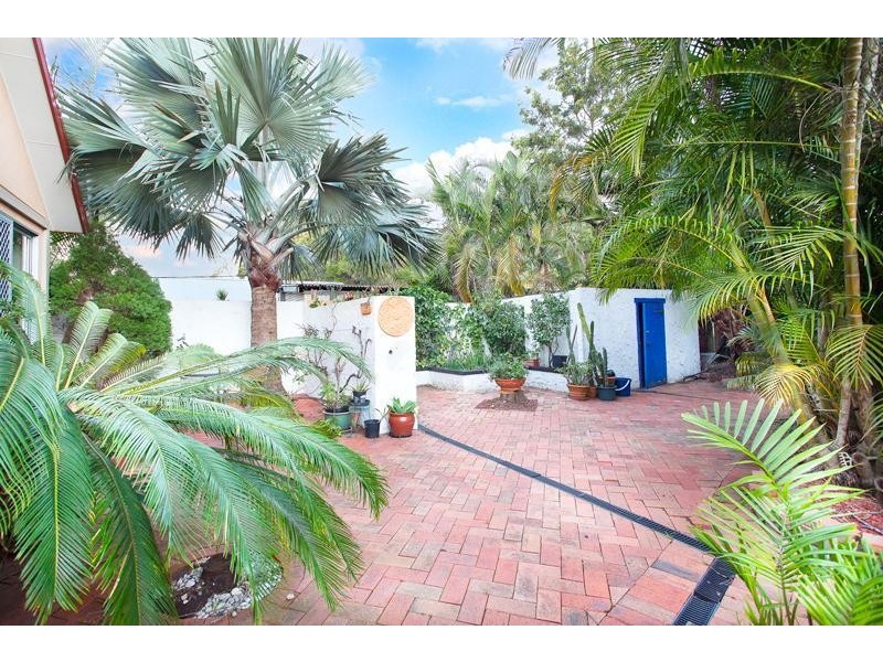 29 Waverley Road, Mannering Park NSW 2259