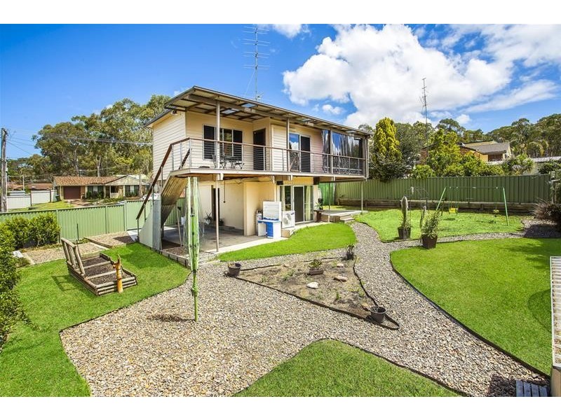 27 Railway Street, Wyee Point NSW 2259