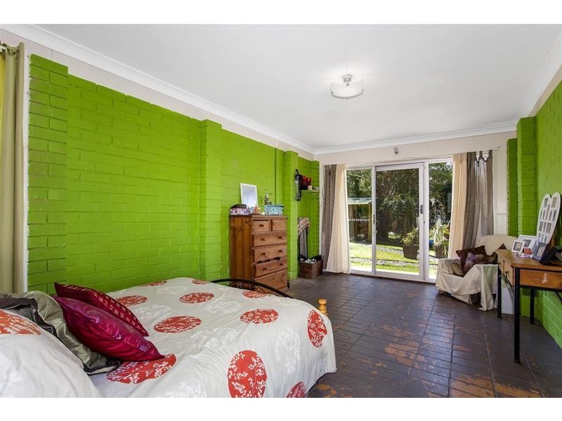 27 Railway Street, Wyee Point NSW 2259