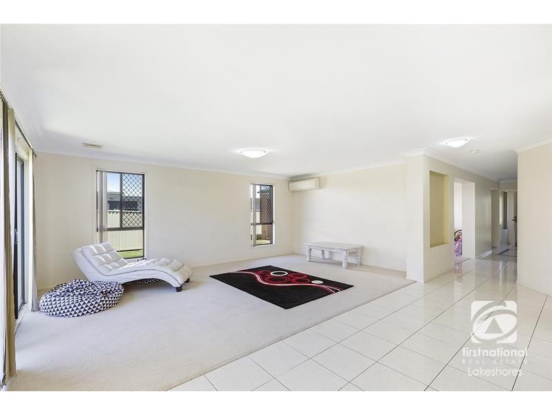 11 Mulwala Drive, Wyee Point NSW 2259