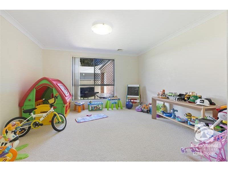 11 Mulwala Drive, Wyee Point NSW 2259