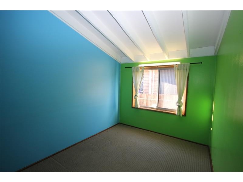 22 Marmion Street, Mannering Park NSW 2259