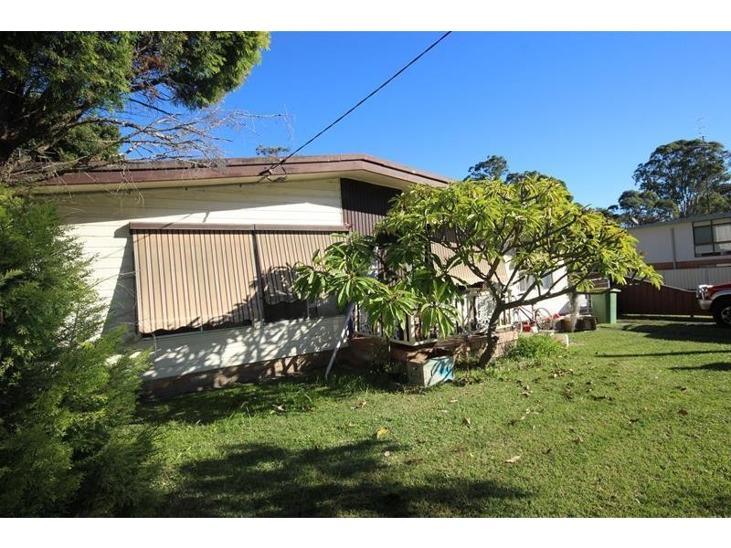 7 Waverley Road, Mannering Park NSW 2259
