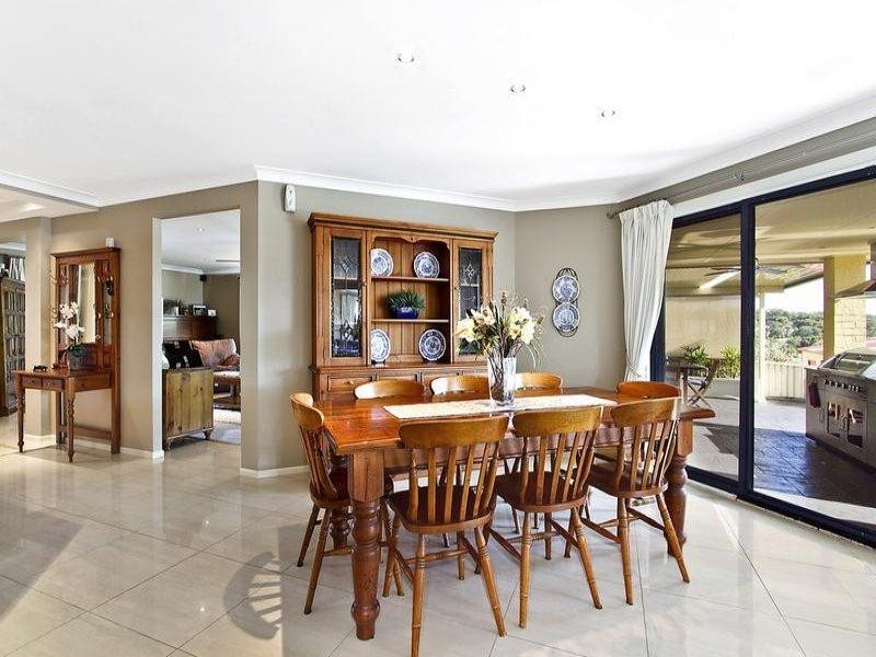 32 Wymeera Circuit, Wyee Point NSW 2259