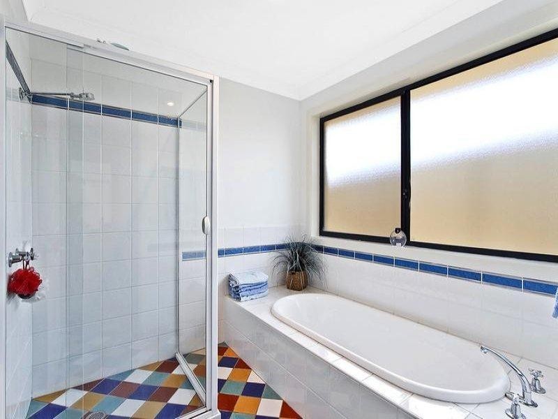 32 Wymeera Circuit, Wyee Point NSW 2259