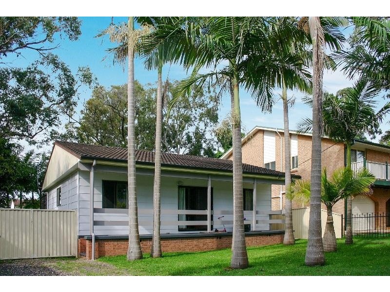 71 Cams Boulevarde Road, Summerland Point NSW 2259