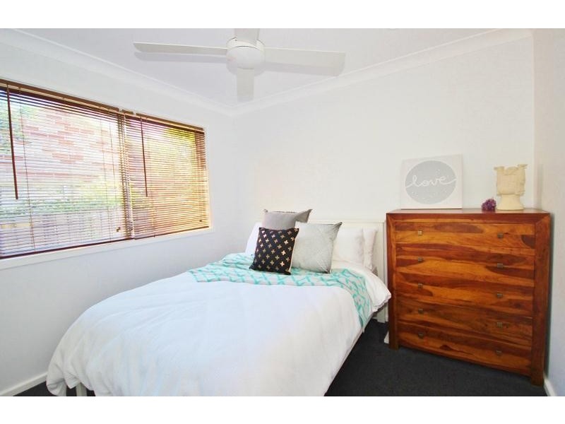 1  Kapala Avenue, Summerland Point NSW 2259