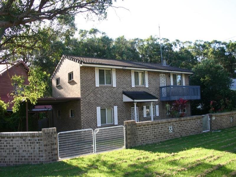 2 Cudgee Avenue, Summerland Point NSW 2259