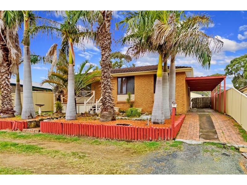 55 Campbell Parade, Mannering Park NSW 2259