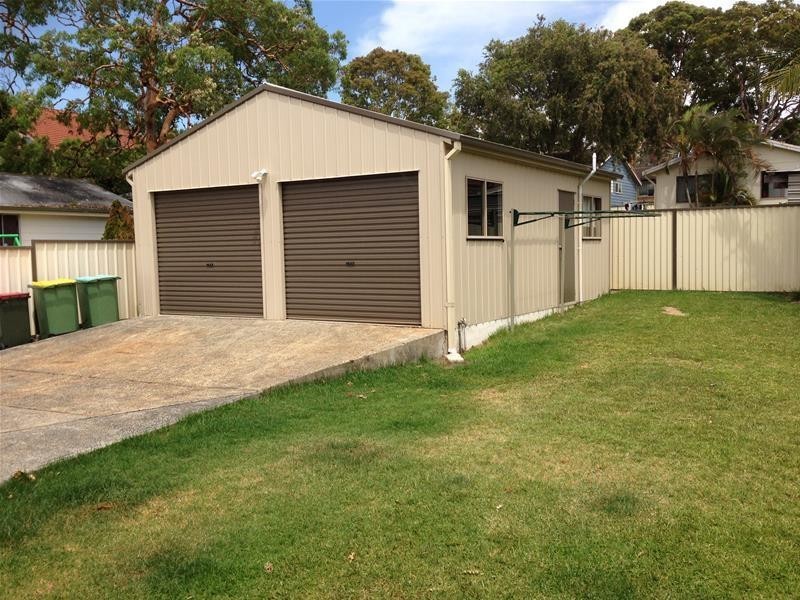 8 Queens Road, Lake Munmorah NSW 2259