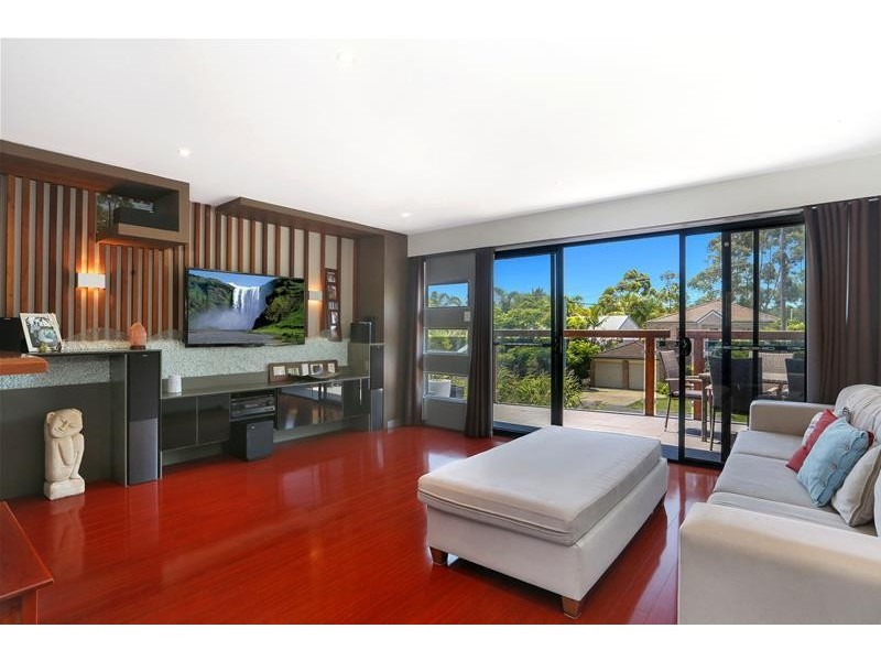 51 Lloyd Avenue, Chain Valley Bay NSW 2259