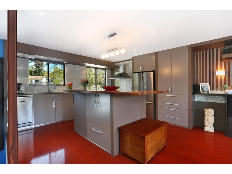 51 Lloyd Avenue, Chain Valley Bay NSW 2259