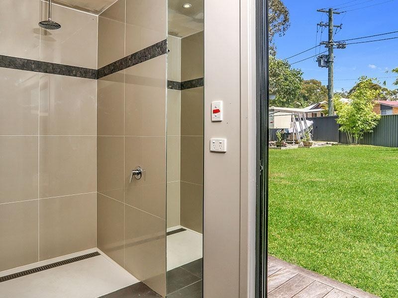 51 Lloyd Avenue, Chain Valley Bay NSW 2259