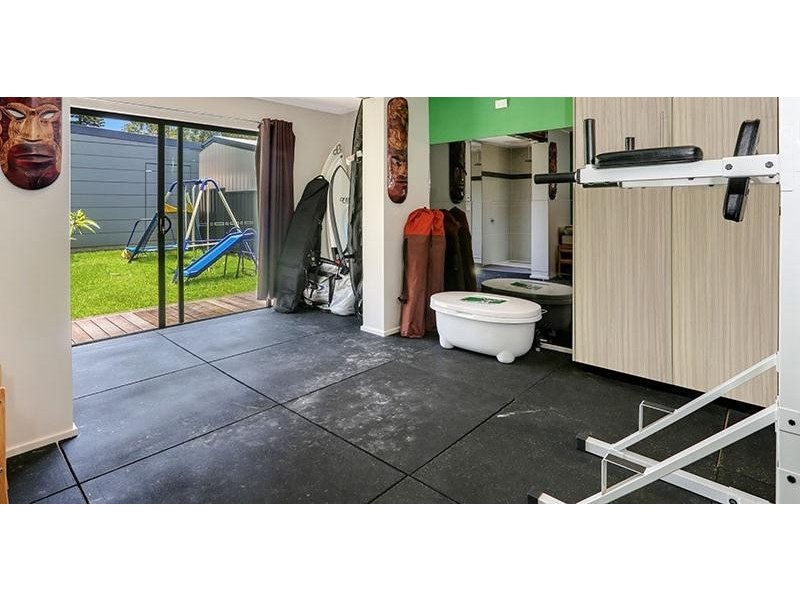 51 Lloyd Avenue, Chain Valley Bay NSW 2259