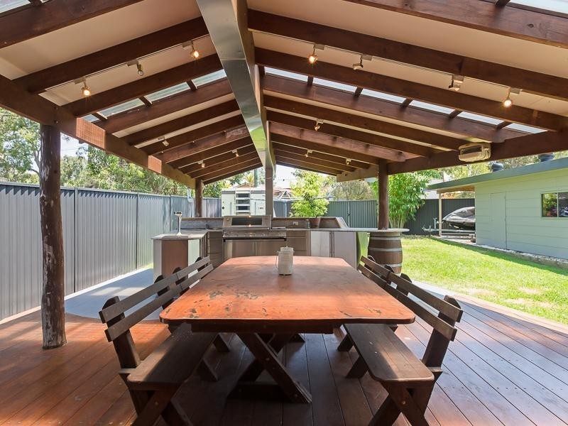 51 Lloyd Avenue, Chain Valley Bay NSW 2259