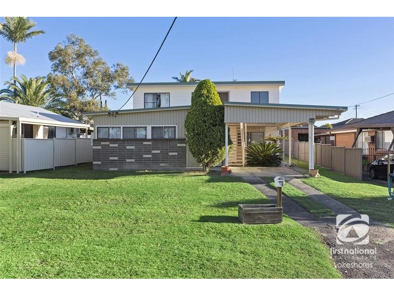 18 Ulooloo Road, Gwandalan NSW 2259