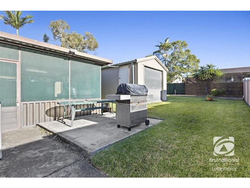 18 Ulooloo Road, Gwandalan NSW 2259