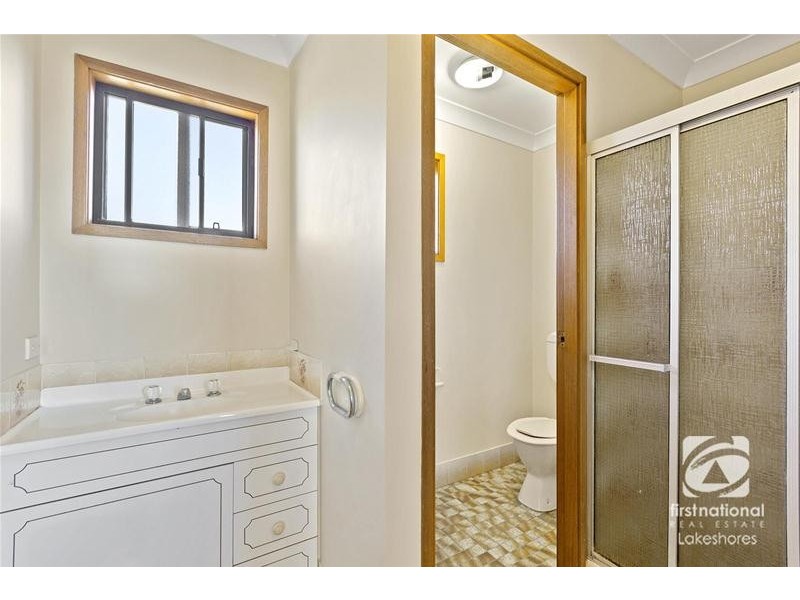 18 Ulooloo Road, Gwandalan NSW 2259