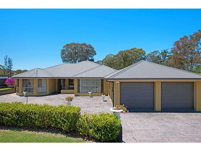 1 Kiewa Close, Wyee Point NSW 2259