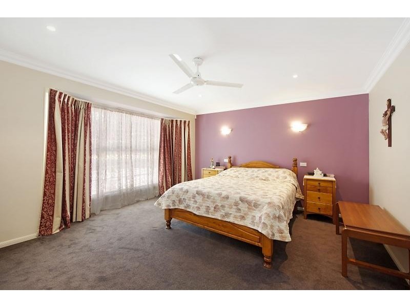 1 Kiewa Close, Wyee Point NSW 2259