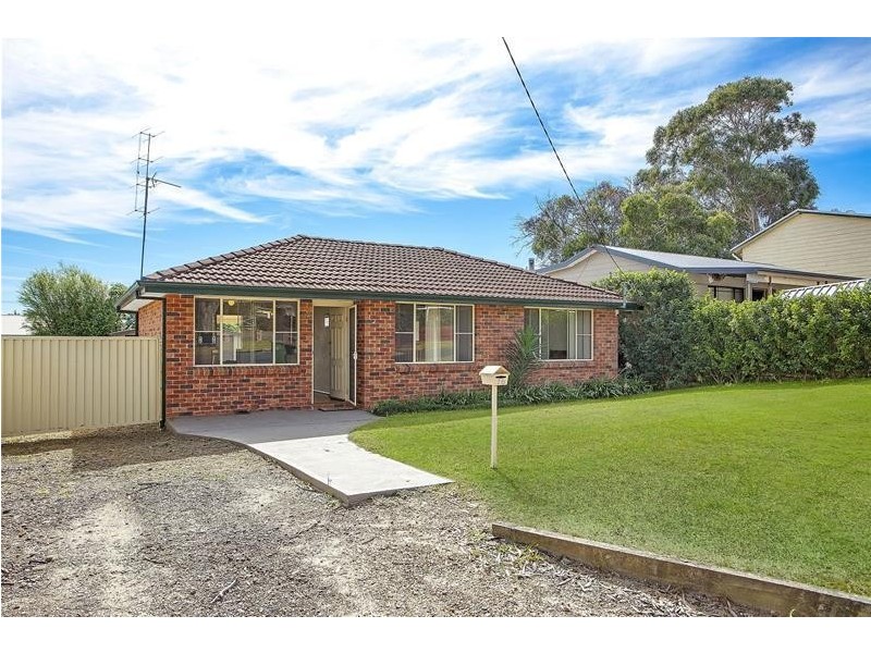 76 Catherine Street, Mannering Park NSW 2259